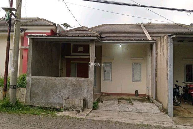 Disewakan Rumah di Teras country Disewakan Rumah di Teras country