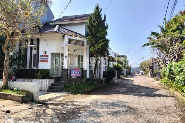 Dijual Rumah Cluster Minimalis Taman Cihanjuang, Hook. Keamanan 24 Jam Dijual Rumah Cluster Minimalis Taman Cihanjuang, Hook. Keamanan 24 Jam
