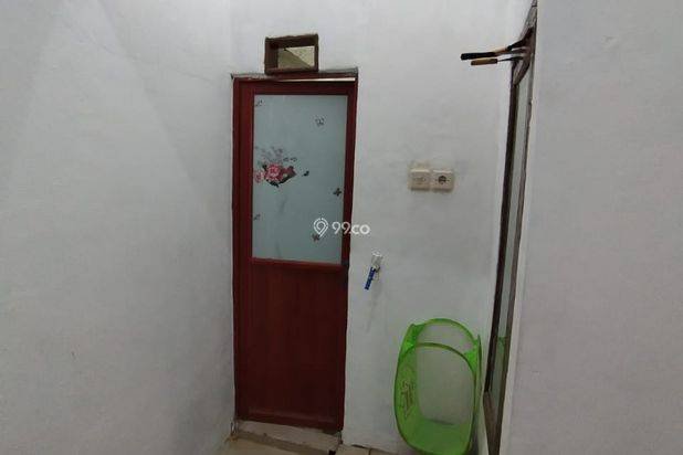 Rumah Sederhana yang Nyaman dan Strategis (BARU RENOV !) Rumah Sederhana yang Nyaman dan Strategis (BARU RENOV !)