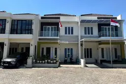 Rumah 2 lantai tata green land Rumah 2 lantai tata green land