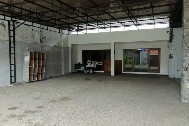 Rumah Dan Gudang Daerah Manyar Pusat Kota Akses Jalan Mudah Strategis Rumah Dan Gudang Daerah Manyar Pusat Kota Akses Jalan Mudah Strategis