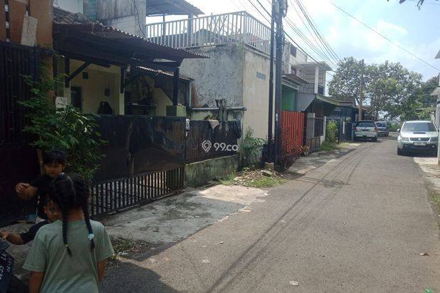 DIJUAL RUMAH 2 LANTAI – CIANJUR KOTA SHM • Siap Huni • Lahan Luas + Kolam Ikan DIJUAL RUMAH 2 LANTAI – CIANJUR KOTA SHM • Siap Huni • Lahan Luas + Kolam Ikan