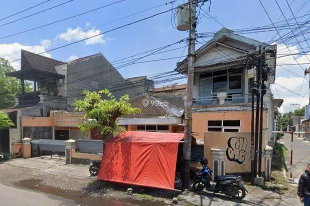 Disewakan Rumah Lokasi Strategis Disewakan Rumah Lokasi Strategis