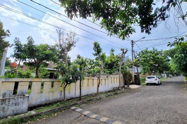 HITUNG TANAH! Rumah Komplek Sariwangi Taman Depan Besar Lokasi Sejuk HITUNG TANAH! Rumah Komplek Sariwangi Taman Depan Besar Lokasi Sejuk