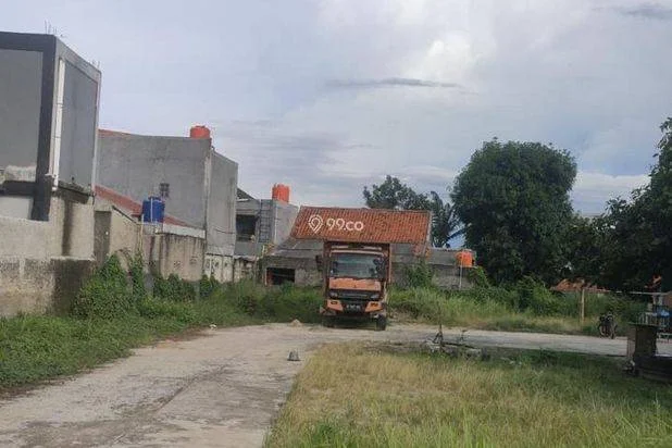 DISEWAKAN TANAH di ALAM SUTERA (2km dari pizza hut, -/+ 5 menit) DISEWAKAN TANAH di ALAM SUTERA (2km dari pizza hut, -/+ 5 menit)