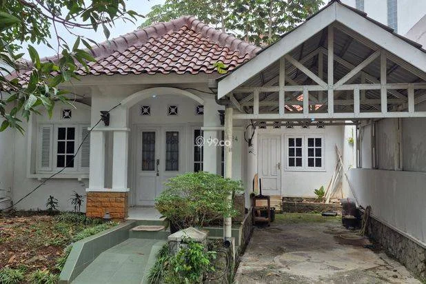 Rumah Nyaman di Puri Sriwedari Rumah Nyaman di Puri Sriwedari