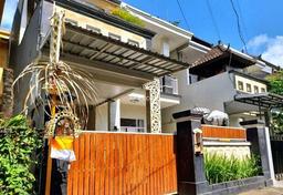 AMS-027.EDY 🔥 Dijual Cepat! Rumah 2 Lantai Fully Furnished di Biaung Kesiman – Siap Huni, Bonus Interior Lengkap! AMS-027.EDY 🔥 Dijual Cepat! Rumah 2 Lantai Fully Furnished di Biaung Kesiman – Siap Huni, Bonus Interior Lengkap!