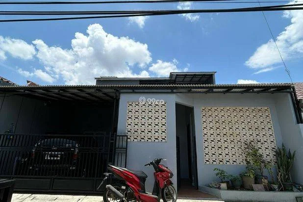 DIKONTRAKKAN RUMAH BARU 1,5 LANTAI – LOKASI STRATEGIS PERUMNAS DEPOK 1 DIKONTRAKKAN RUMAH BARU 1,5 LANTAI – LOKASI STRATEGIS PERUMNAS DEPOK 1