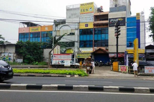 Di Sewa Ruko di Jl.Raya Pasar Minggu no.8 G/km18 sederetan ruko Bank BTN dan PHD Di Sewa Ruko di Jl.Raya Pasar Minggu no.8 G/km18 sederetan ruko Bank BTN dan PHD