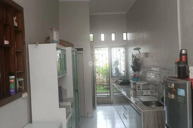 Disewakan Rumah Hook Luas Siap Huni di Serpong Disewakan Rumah Hook Luas Siap Huni di Serpong