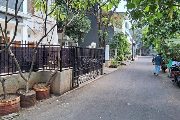 Rumah Sunter Gandeng Taman Nyiur Rumah Sunter Gandeng Taman Nyiur