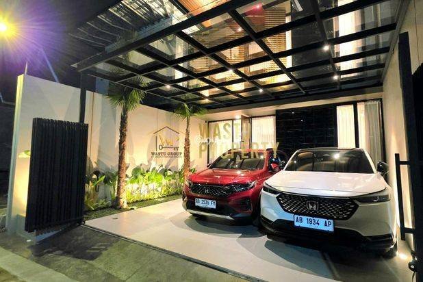 RUMAH MEWAH FULLY FURNISHED DEKAT STADION MAGUWOHARJO RUMAH MEWAH FULLY FURNISHED DEKAT STADION MAGUWOHARJO