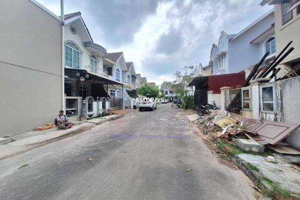 Rumah 2 Lantai di Komplek Centre Point, Batam Centre Dijual & Disewa Rumah 2 Lantai di Komplek Centre Point, Batam Centre Dijual & Disewa