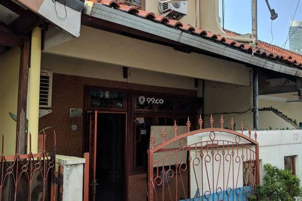 Dijual tanah dan bangunan strategis di Jl. Dukuh Pinggir IV, Kebon Melati, Tanah Abang, Jakarta Pusat. Dijual tanah dan bangunan strategis di Jl. Dukuh Pinggir IV, Kebon Melati, Tanah Abang, Jakarta Pusat.