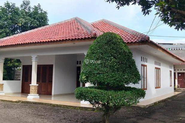 DISEWAKAN RUMAH TINGGAL TAHUNAN DISEWAKAN RUMAH TINGGAL TAHUNAN