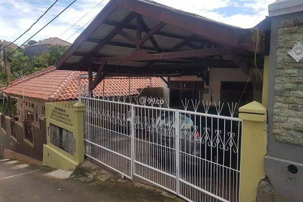 DISEWAKAN, Rumah di, Kelapa Dua Depok (belakang Universitas GUNADARMA, mako brimob) DISEWAKAN, Rumah di, Kelapa Dua Depok (belakang Universitas GUNADARMA, mako brimob)