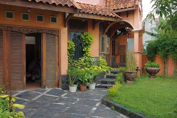 RUMAH SECCOND MEWAH DI JAKAL, 500 METER DARI UGM RUMAH SECCOND MEWAH DI JAKAL, 500 METER DARI UGM