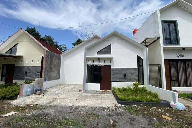 RUMAH MURAH ESETETIKA PALING MURAH DI MERTOYUDAN ARTOS RUMAH MURAH ESETETIKA PALING MURAH DI MERTOYUDAN ARTOS