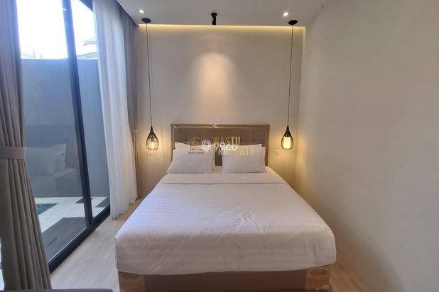 RUMAH FULL FURNISHED DENGAN PRIVATE POOL DEKAT AMBARUKMO RUMAH FULL FURNISHED DENGAN PRIVATE POOL DEKAT AMBARUKMO