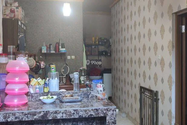 Dijual Rumah Strategis, di antara Alam Sutera - Gading Serpong Dijual Rumah Strategis, di antara Alam Sutera - Gading Serpong