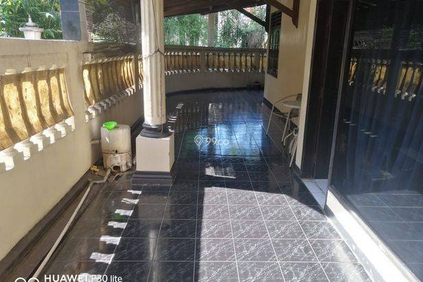 Dijual cepat rumah 2 lantai view lapangan Taman Lansia, dekat pos satpam, dan 5 menit ke akses tol Jatiwarna Dijual cepat rumah 2 lantai view lapangan Taman Lansia, dekat pos satpam, dan 5 menit ke akses tol Jatiwarna