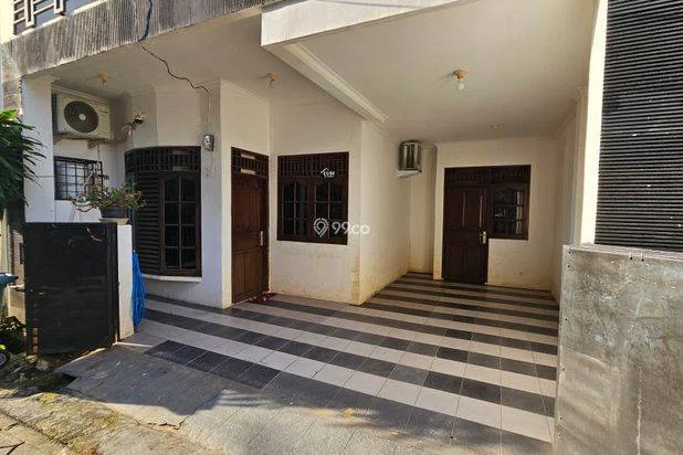 DIJUAL RUMAH 2 LANTAI KOMPLEK PURI KARTIKA CILEDUG DIJUAL RUMAH 2 LANTAI KOMPLEK PURI KARTIKA CILEDUG