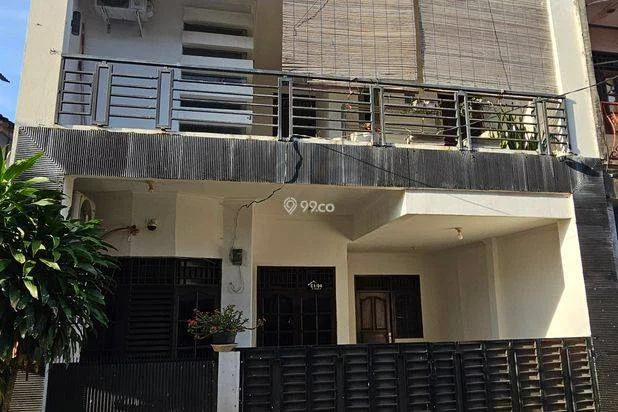 DIJUAL RUMAH 2 LANTAI KOMPLEK PURI KARTIKA CILEDUG DIJUAL RUMAH 2 LANTAI KOMPLEK PURI KARTIKA CILEDUG