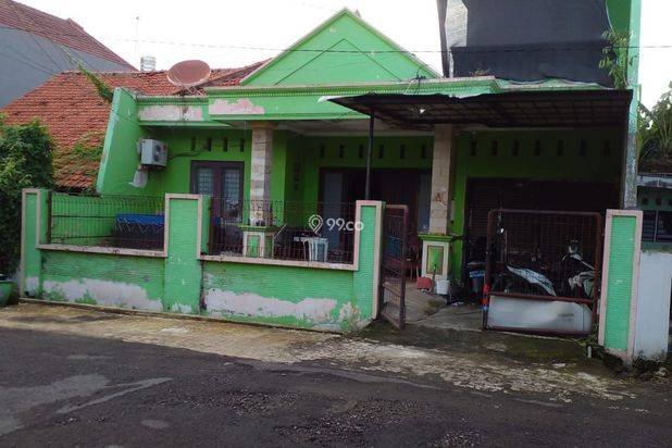 DIJUAL CEPAT (BU) – Rumah Strategis & Luas di Lokasi Premium Surabaya DIJUAL CEPAT (BU) – Rumah Strategis & Luas di Lokasi Premium Surabaya