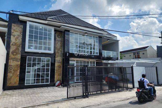 KOST EKSKLUSIF 73 KAMAR FULL PENGHUNI, 300 METER DARI KAMPUS UII KOST EKSKLUSIF 73 KAMAR FULL PENGHUNI, 300 METER DARI KAMPUS UII