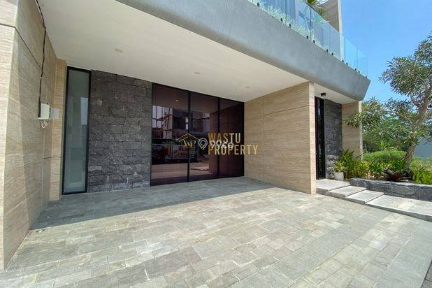 HUNIAN BERKELAS TANAH LUAS ONE GATE SYSTEM HANYA 6 MENIT DARI SCH HUNIAN BERKELAS TANAH LUAS ONE GATE SYSTEM HANYA 6 MENIT DARI SCH