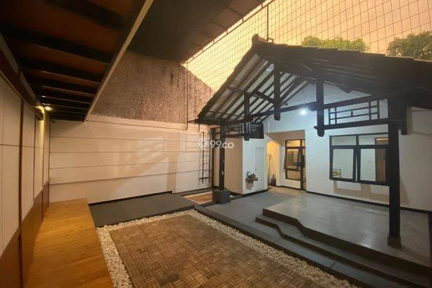 Rumah 2 unit bags murah soap hunindi main road kolonel masturi cimahi utara Rumah 2 unit bags murah soap hunindi main road kolonel masturi cimahi utara