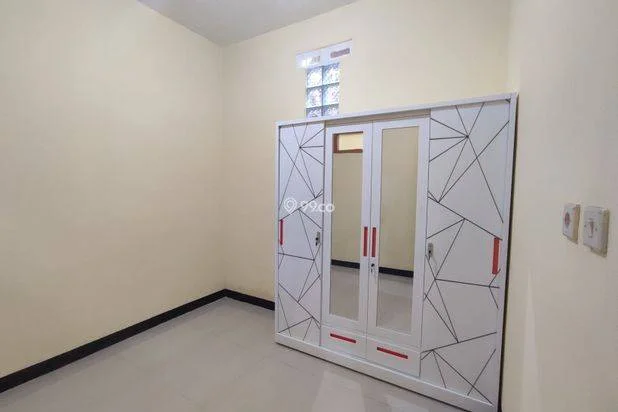 BU! Rumah Secondary di Cingcin Permata Indah, Tanah 77m² Bangunan 60m² BU! Rumah Secondary di Cingcin Permata Indah, Tanah 77m² Bangunan 60m²