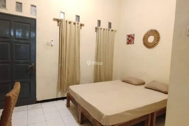 KOS EXCLUSIVE DEKAT RS DR. OEN SOLOBARU KOS EXCLUSIVE DEKAT RS DR. OEN SOLOBARU