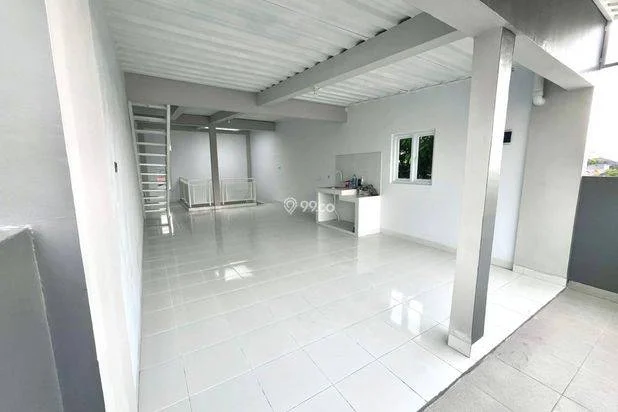 Disewakan Ruko Hijau Aesthetic Modern 3 Lantai Jakarta Timur Disewakan Ruko Hijau Aesthetic Modern 3 Lantai Jakarta Timur
