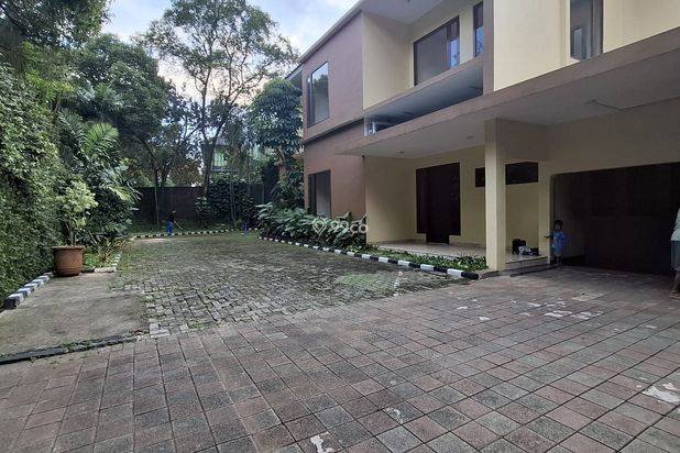 Disewakan Rumah Jakarta Selatan dekat Kemang, Mampang, Tb Simatupang, Rumah dengan Kolam renang di Jaksel. Rumah Mewah Jaksel disewakan siap Pakai Disewakan Rumah Jakarta Selatan dekat Kemang, Mampang, Tb Simatupang, Rumah dengan Kolam renang di Jaksel. Rumah Mewah Jaksel disewakan siap Pakai