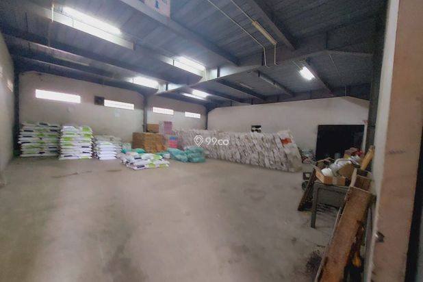 Disewakan Gudang di Neglasari, Kota Tangerang Gudang Luas bangunan 2160 sqm di Tangerang Kota, Gudang Luas tanah 6000 sqm, Akses Container 40ft di Tangerang, Gudang di Jalan Utama ada Mess dan Parkiran luas IMB Gudang Lengkap Disewakan Gudang di Neglasari, Kota Tangerang Gudang Luas bangunan 2160 sqm di Tangerang Kota, Gudang Luas tanah 6000 sqm, Akses Container 40ft di Tangerang, Gudang di Jalan Utama ada Mess dan Parkiran luas IMB Gudang Lengkap