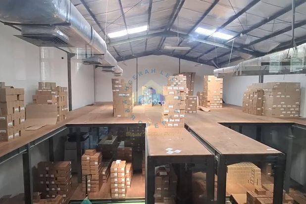 Dijual Gudang dikawasan Industri Tangerang BSD Gudang akses container 40ft siap Pakai luas 697m2 Gudang 2 lantai dan office, lengkap rapi siap Huni dekat Tol Rawa Buntu BSD Dijual Gudang dikawasan Industri Tangerang BSD Gudang akses container 40ft siap Pakai luas 697m2 Gudang 2 lantai dan office, lengkap rapi siap Huni dekat Tol Rawa Buntu BSD