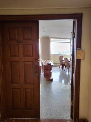 Apartemen Slipi House 4BR Penthouse Jakarta Barat Apartemen Slipi House 4BR Penthouse Jakarta Barat