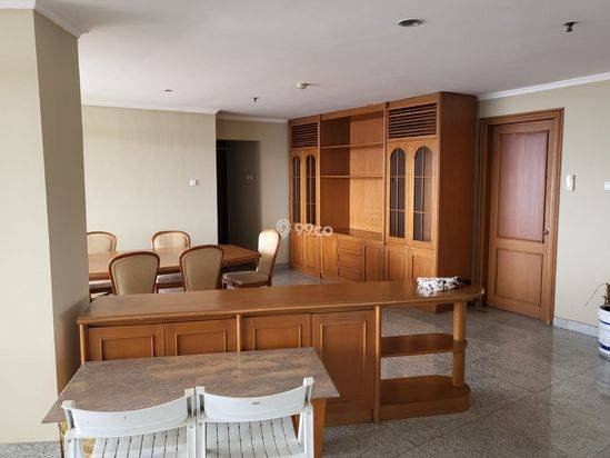 Apartemen Slipi House 4BR Penthouse Jakarta Barat Apartemen Slipi House 4BR Penthouse Jakarta Barat