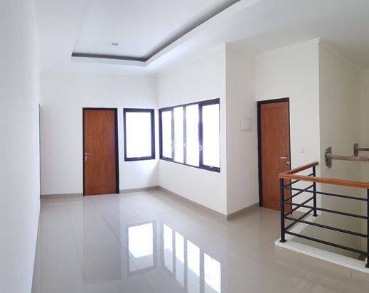 Cluster Cantik 2 Lt Nuansa Villa, View Danau @Brand New di Srengseng Sawah Cluster Cantik 2 Lt Nuansa Villa, View Danau @Brand New di Srengseng Sawah