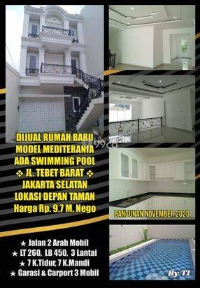 The Luxury White House with Pool at Tebet Barat The Luxury White House with Pool at Tebet Barat