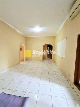 Jual Rumah Hitung Tanah Dalam Komplek Di Bintaro Jakarta Selatan. Jual Rumah Hitung Tanah Dalam Komplek Di Bintaro Jakarta Selatan.