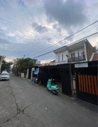Rumah 2 lantai siap huni bebas banjir Rumah 2 lantai siap huni bebas banjir