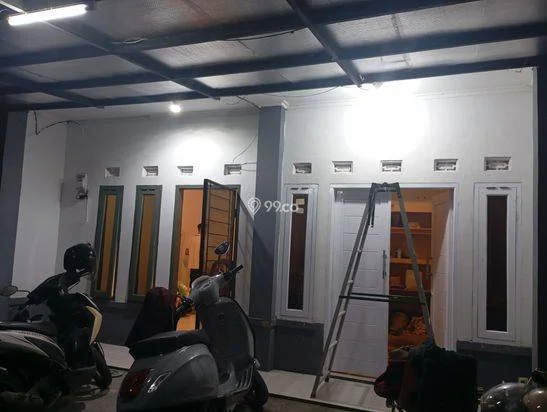Rumah 2 lantai siap huni bebas banjir Rumah 2 lantai siap huni bebas banjir