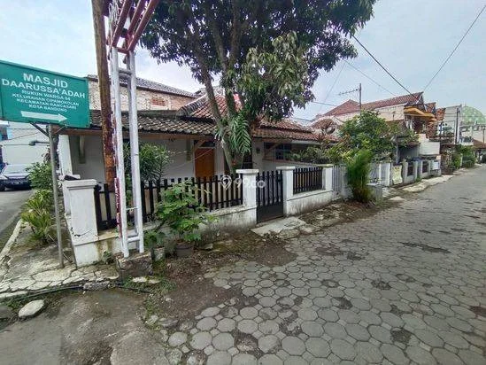 Jual 2 Rumah 1 Sertifikat (HOOK) cocok untuk kontrakan/usaha Jual 2 Rumah 1 Sertifikat (HOOK) cocok untuk kontrakan/usaha