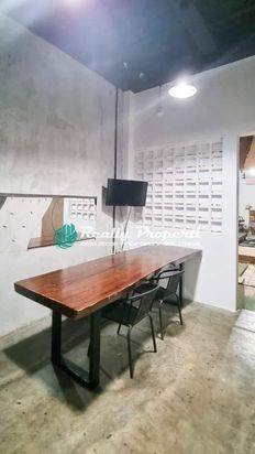 Dijual / Disewakan Rumah Komplek Design Industrial Dengan Sensasi Rooftop di Caman Kalimalang Bekasi Dijual / Disewakan Rumah Komplek Design Industrial Dengan Sensasi Rooftop di Caman Kalimalang Bekasi