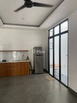 Disewakan Rumah Di UPJ Bintaro Disewakan Rumah Di UPJ Bintaro