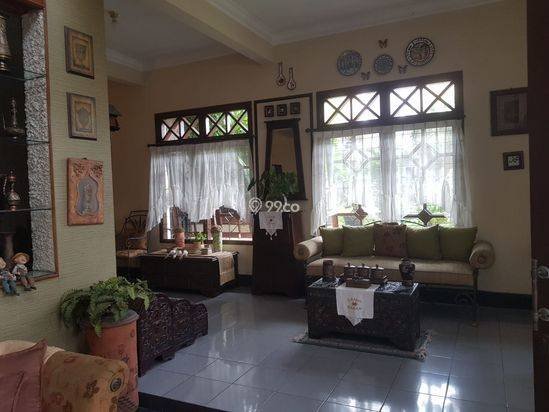 Rumah sejuk menghadap selatan Rumah sejuk menghadap selatan