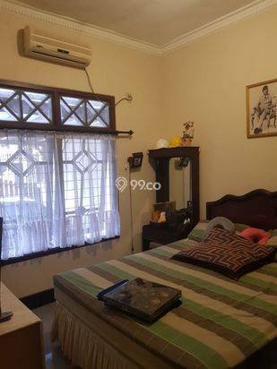 Rumah sejuk menghadap selatan Rumah sejuk menghadap selatan