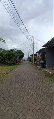 DIJUAL RUMAH SIAP HUNI di PONDOK PETIR – POSISI HOOK, DEPAN TAMAN DIJUAL RUMAH SIAP HUNI di PONDOK PETIR – POSISI HOOK, DEPAN TAMAN